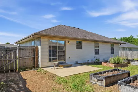 Exterior - 4439 W Normal St, Springfield, MO 65802 photo 8 of 8