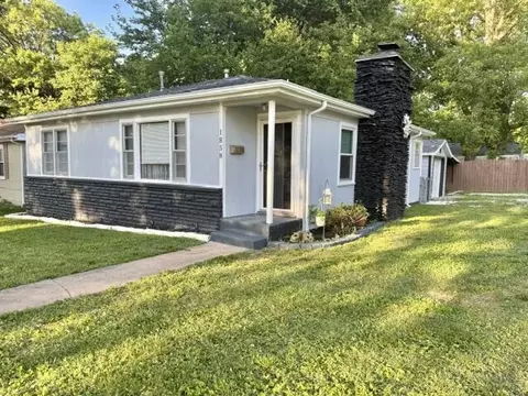 1858 S Franklin Ave, Springfield, MO 65807