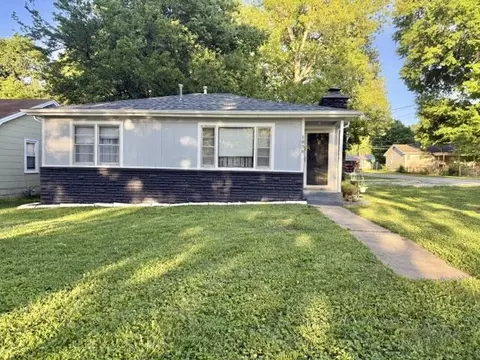 Exterior - 1858 S Franklin Ave, Springfield, MO 65807 photo 2 of 6