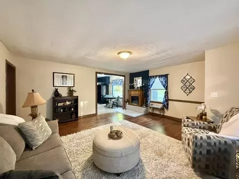 Living - 1858 S Franklin Ave, Springfield, MO 65807 photo 4 of 4