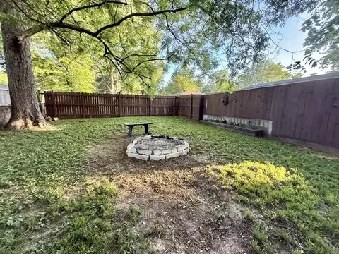 Exterior - 1858 S Franklin Ave, Springfield, MO 65807 photo 5 of 6