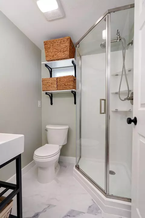 Bath - 1029 E Seminole St, Springfield, MO 65807 photo 1 of 3