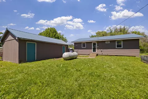 Exterior - 11582 Nevada St, Weaubleau, MO 65774 photo 5 of 5