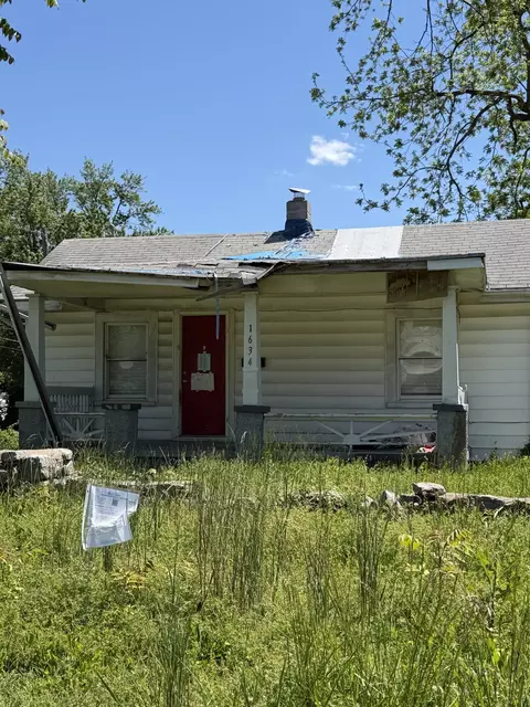 1634 N Rogers Ave, Springfield, MO 65803