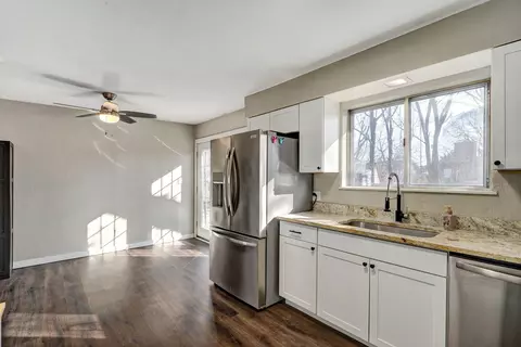 Kitchen - 1146 S John Ave, Springfield, MO 65804 photo 3 of 3