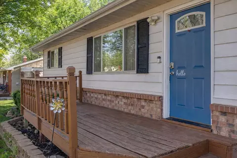 Exterior - 1146 S John Ave, Springfield, MO 65804 photo 3 of 9