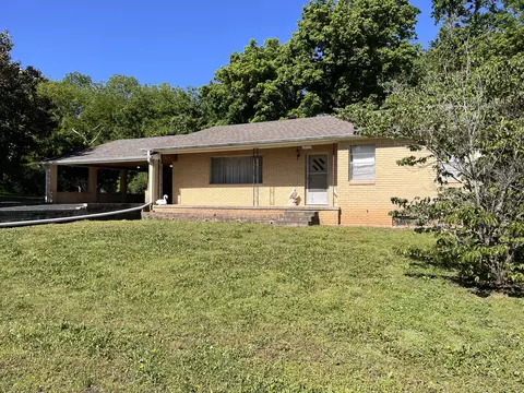 Exterior - 275 S 3rd St, Mammoth Spring, AR 72554 photo 5 of 18