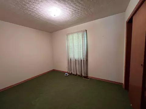 Bedroom - 275 S 3rd St, Mammoth Spring, AR 72554 photo 1 of 6