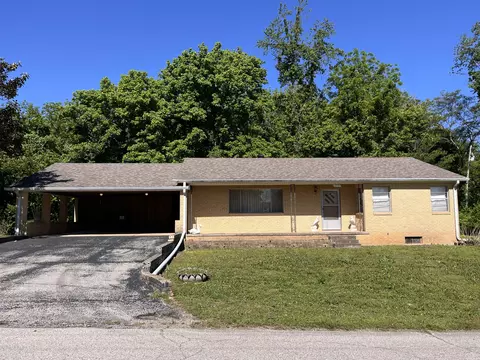 Exterior - 275 S 3rd St, Mammoth Spring, AR 72554 photo 4 of 18