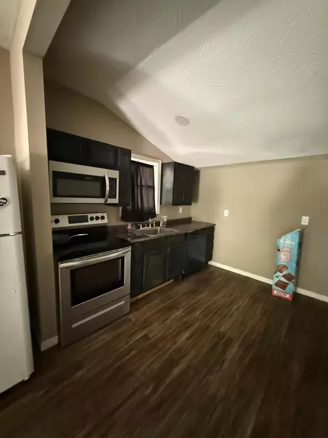 2127 N Boonville Ave, Springfield, MO 65803 photo 5