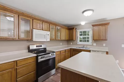 Kitchen - 111 Miller Way, Monett, MO 65708 photo 2 of 3