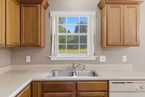 Kitchen - 111 Miller Way, Monett, MO 65708 photo 3 of 3