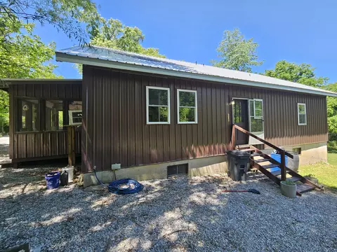 Exterior - 18305 E State Highway 14, Ava, MO 65608 photo 8 of 18