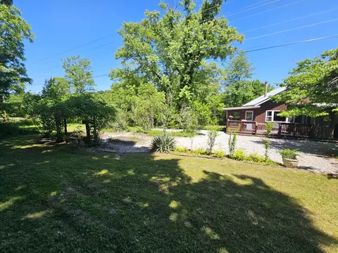Exterior - 18305 E State Highway 14, Ava, MO 65608 photo 6 of 18