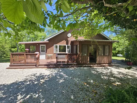 Exterior - 18305 E State Highway 14, Ava, MO 65608 photo 2 of 18
