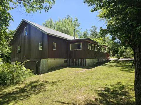 Exterior - 18305 E State Highway 14, Ava, MO 65608 photo 5 of 18