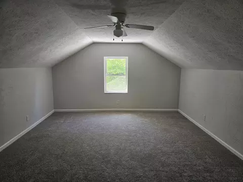Bedroom - 18305 E State Highway 14, Ava, MO 65608 photo 2 of 5