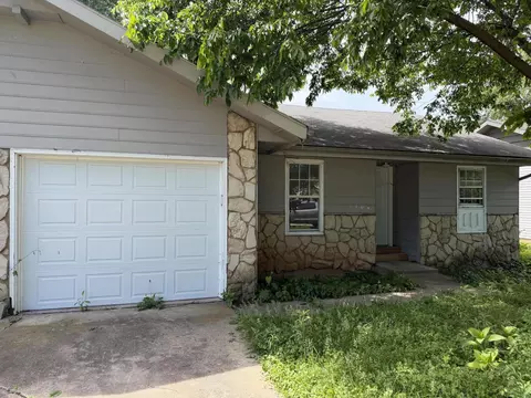 3404 W Sylvania St, Springfield, MO 65807 photo 2