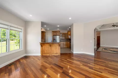 1218 W Holly St, Ozark, MO 65721 photo 9