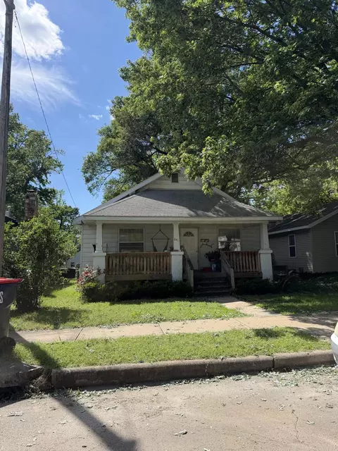 841 S Newton Ave, Springfield, MO 65806