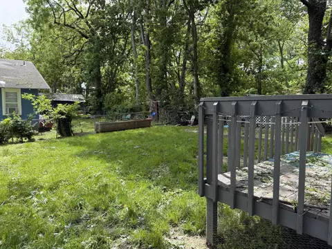 804 W Locust St, Springfield, MO 65803 photo 6