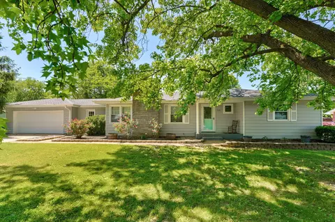 213 Smith Rd, Lebanon, MO 65536