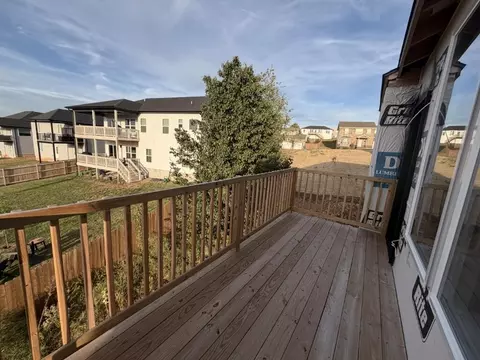 Exterior - 2607 W Summerset St, Ozark, MO 65721 photo 3 of 4