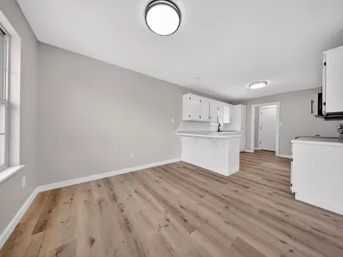 Dining - 210 S Duke Ave, Springfield, MO 65802 photo 2 of 2