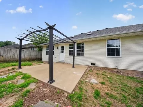 Other - 210 S Duke Ave, Springfield, MO 65802 photo 3 of 4