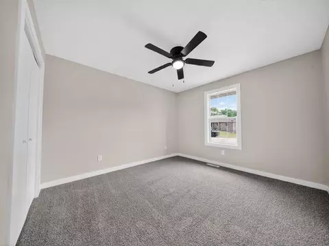 Bedroom - 210 S Duke Ave, Springfield, MO 65802 photo 4 of 6