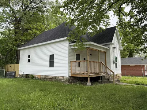 Exterior - 1636 N Sherman Ave, Springfield, MO 65803 photo 3 of 5