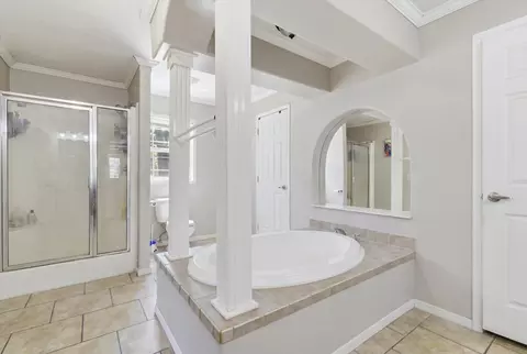 Bath - 15511 Co Rd #115, Macomb, MO 65702 photo 1 of 4