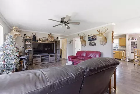 Entry Way - 15511 Co Rd #115, Macomb, MO 65702 photo 1 of 1