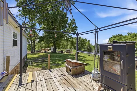 Exterior - 15511 Co Rd #115, Macomb, MO 65702 photo 7 of 7