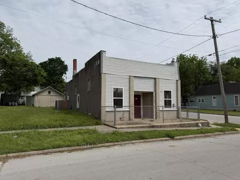 2300 N East Ave, Springfield, MO 65803 photo 2