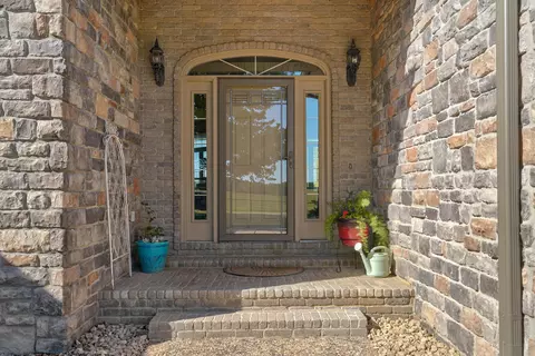 1153 Whispering Oaks Rd, Marshfield, MO 65706