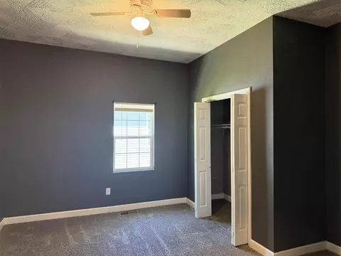 Bedroom - 2027 N Weller Ave, Springfield, MO 65803 photo 2 of 2