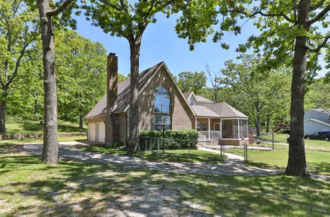 Exterior - 137 Hillside Loop, Marshfield, MO 65706 photo 3 of 13