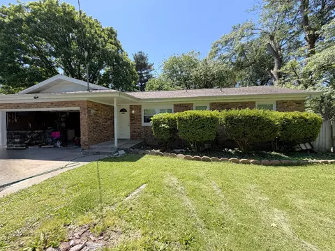 2756 E Cairo St, Springfield, MO 65802