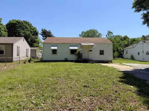 2622 N Fremont Ave, Springfield, MO 65803
