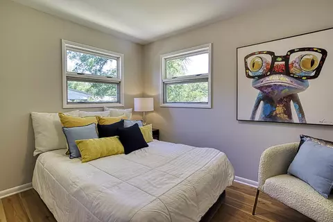 Bedroom - 2126 E Crestview St, Springfield, MO 65804 photo 3 of 8