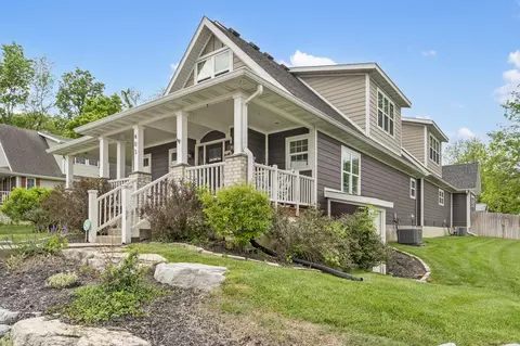Exterior - 403 S 3rd St, Ozark, MO 65721 photo 4 of 10