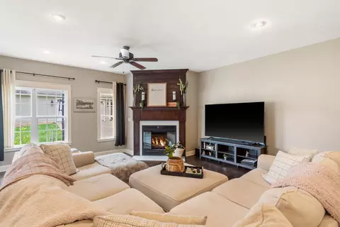 Living - 403 S 3rd St, Ozark, MO 65721 photo 1 of 4