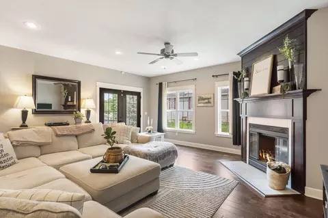 Living - 403 S 3rd St, Ozark, MO 65721 photo 4 of 4