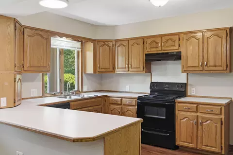 Kitchen - 385 Jones Rd, Ozark, MO 65721 photo 2 of 5