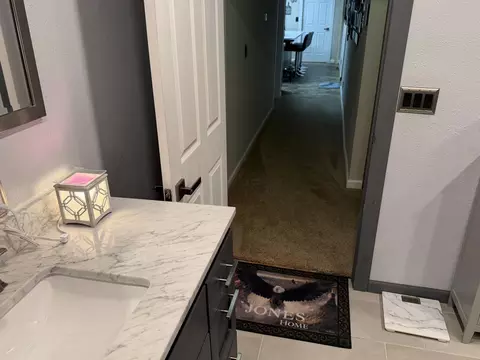 Entry Way - 105 Walker Ct, Exeter, MO 65647 photo 1 of 3