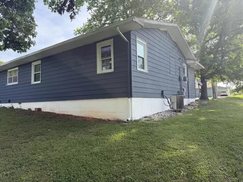 Exterior - 105 Walker Ct, Exeter, MO 65647 photo 10 of 11