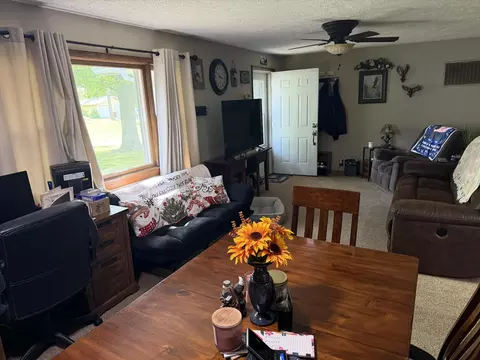 Living - 105 Walker Ct, Exeter, MO 65647 photo 1 of 2