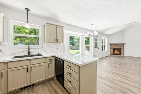 Other - 3872 S Leawood Ave, Springfield, MO 65807 photo 1 of 6