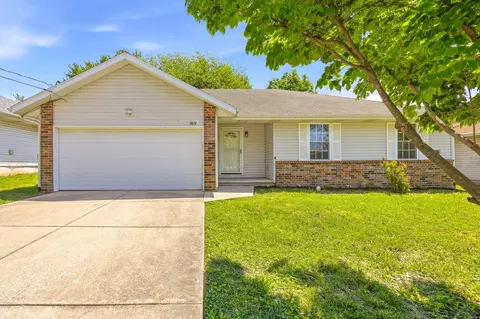3872 S Leawood Ave, Springfield, MO 65807